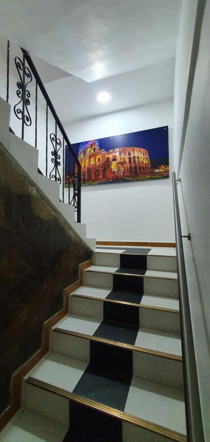 Hotel Picasso 70 메딜린 외부 사진