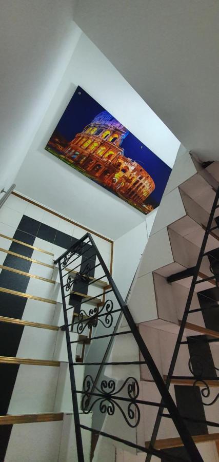 Hotel Picasso 70 메딜린 외부 사진