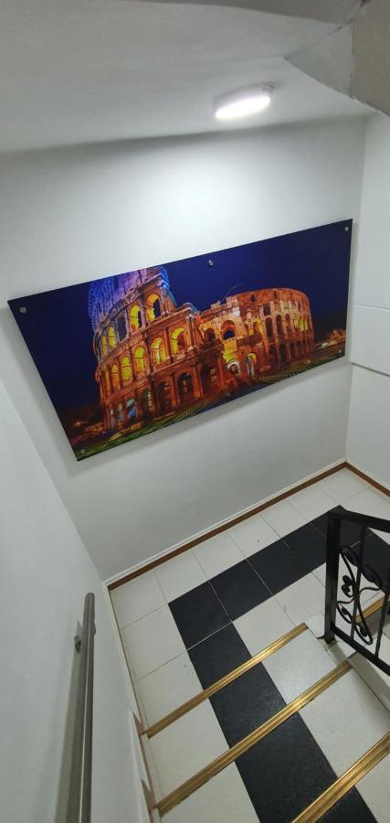 Hotel Picasso 70 메딜린 외부 사진